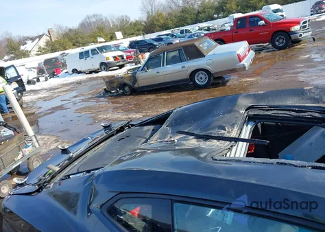 2018 Chevrolet Camaro Zl1 z USA, uszkodzony, nr VIN 1G1FJ1R62J0106349